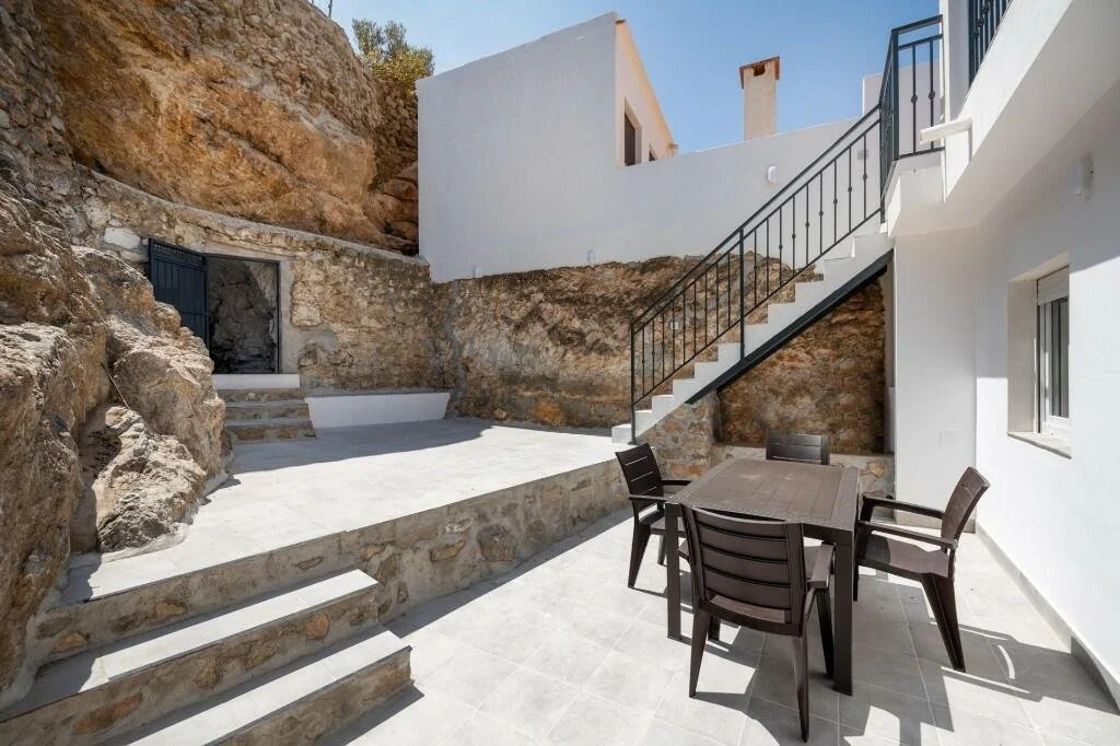 10 Minutes to the Coast in Spain - €109,000