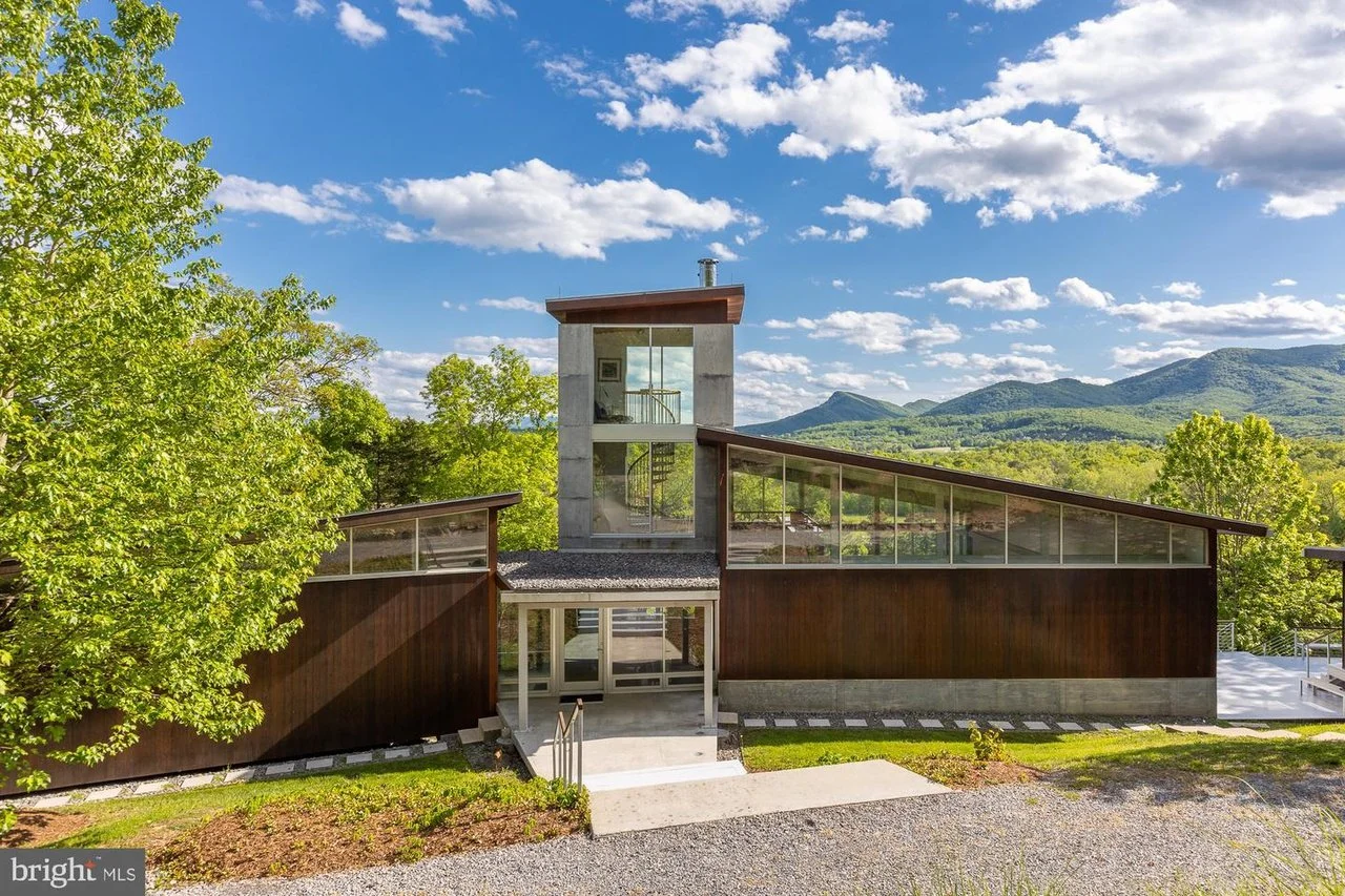 A Jim Burton Design on Over 23 Acres - $1,995,000