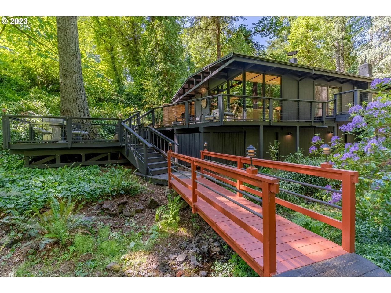 An Acre in Salem, OR - $725,000