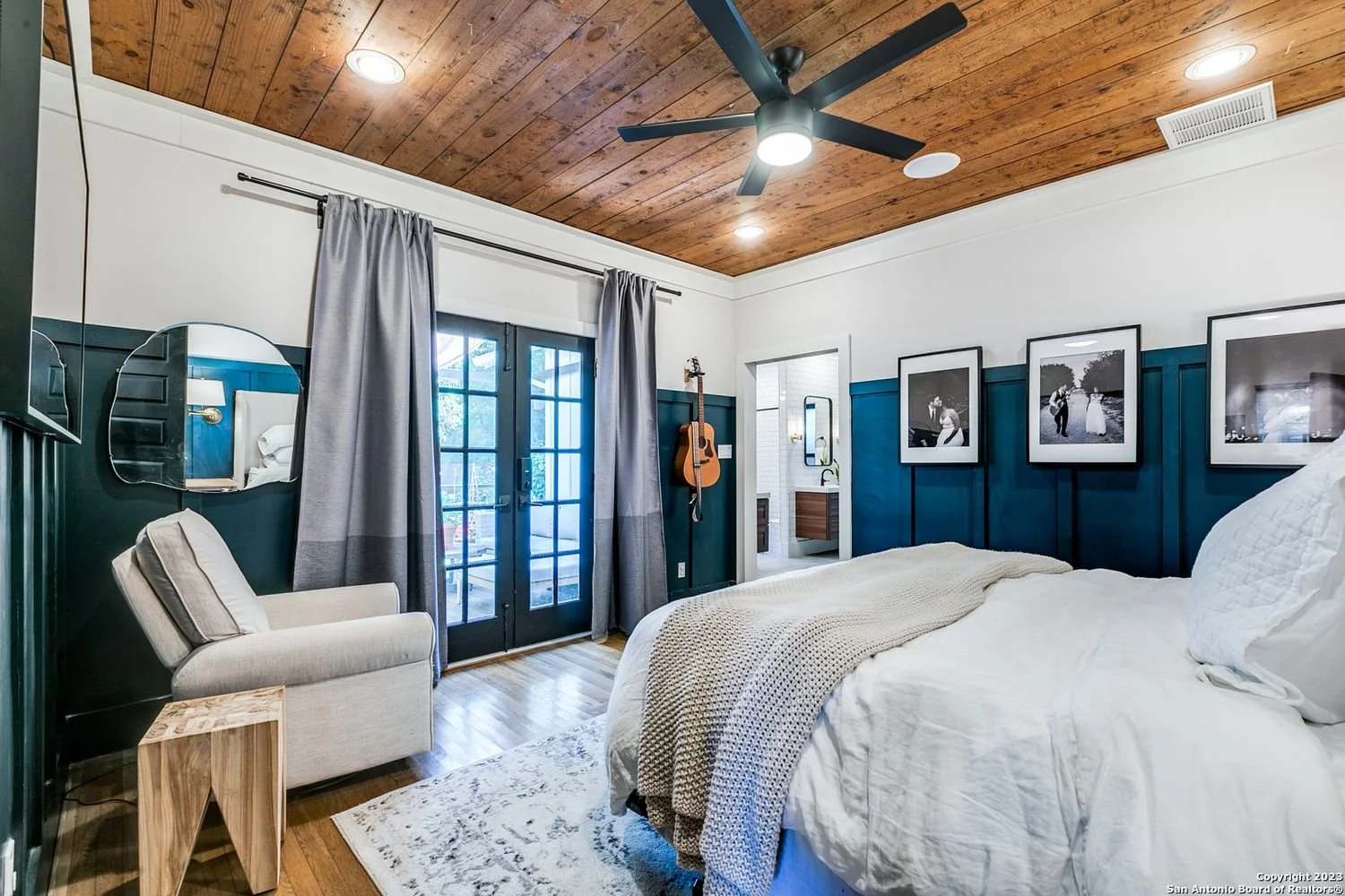 A Bungalow in San Antonio - $449,000