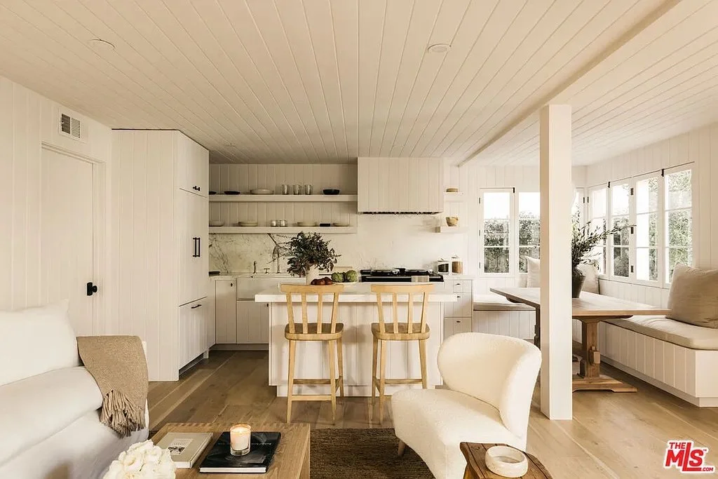 Beachy Vibes in Santa Monica - $3,295,000