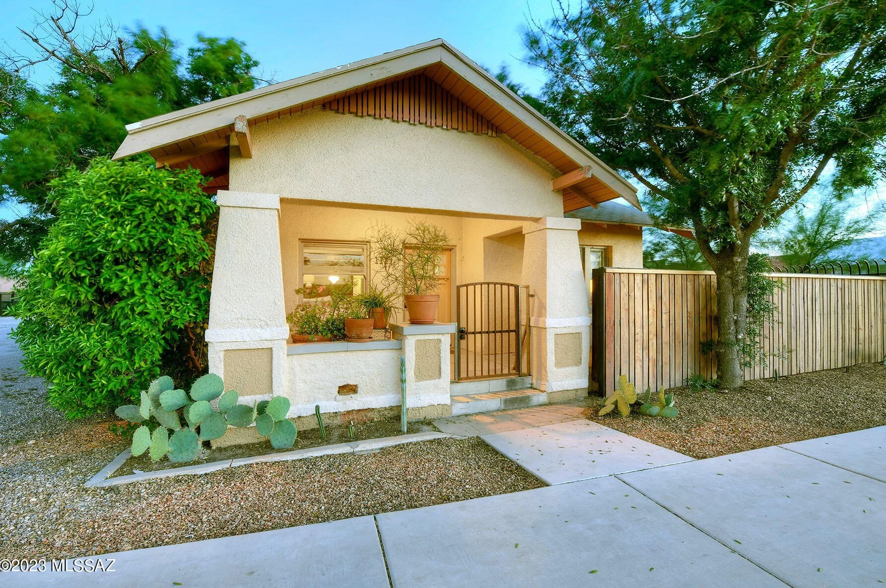 A 1922 Craftsman Bungalow in Tucson - $385,000