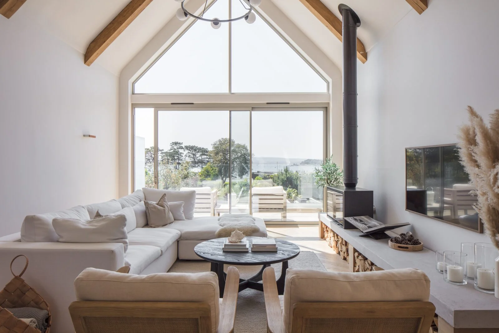 Light &amp; Airy in England - £1,995,000