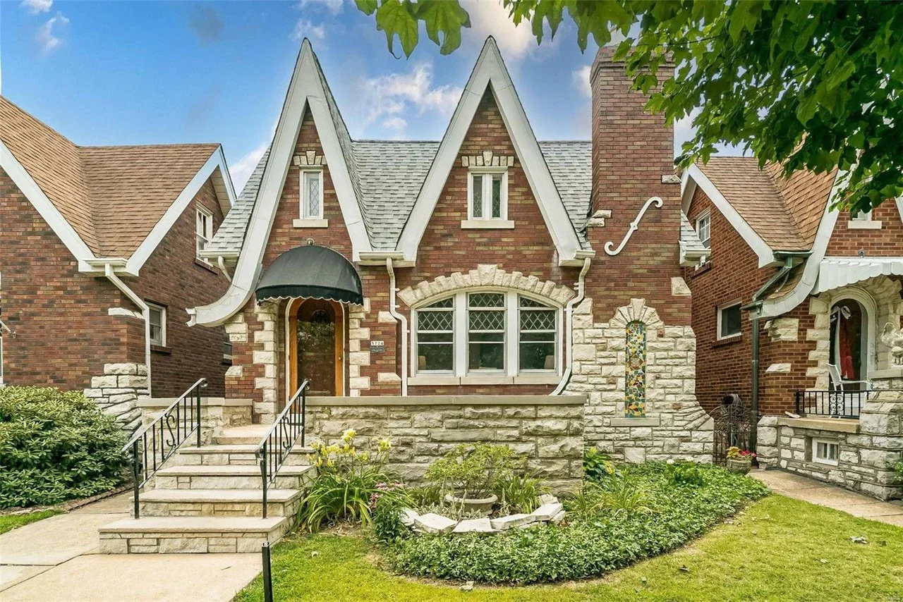 A Gingerbread House in STL - $315,000