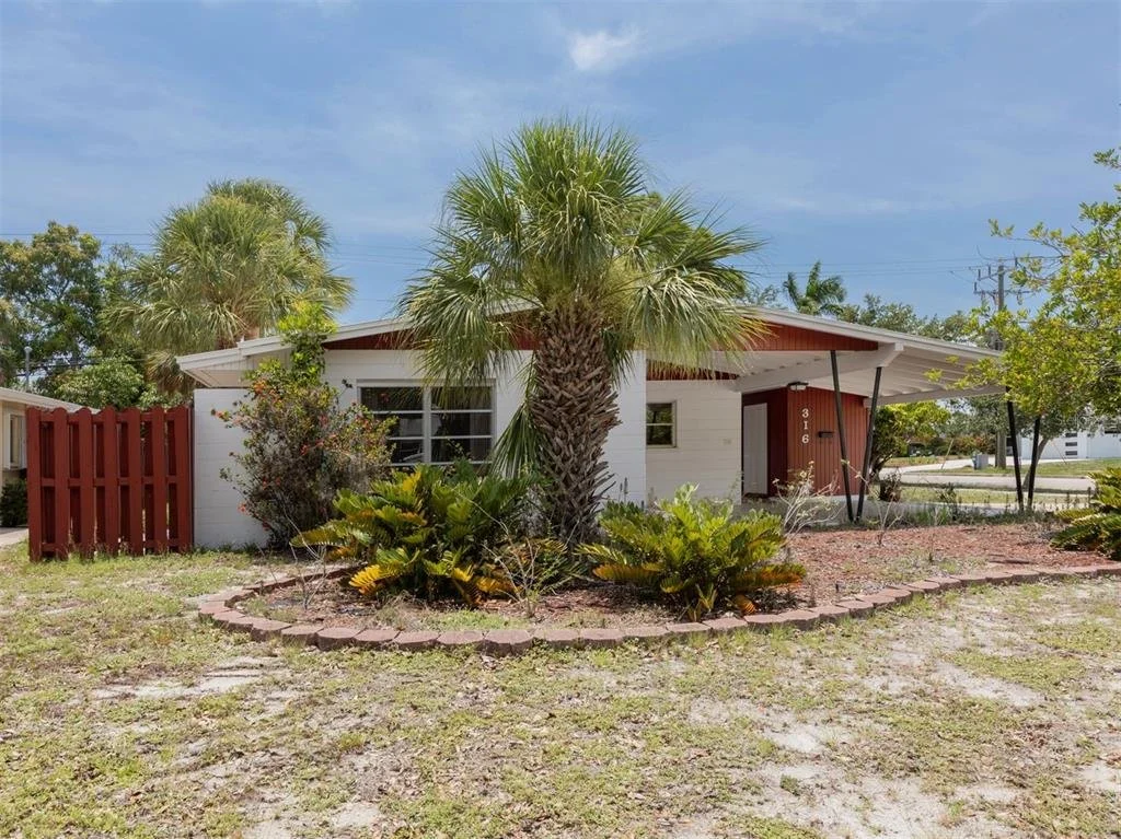Terrazzo Floors in Venice, FL - $675,000