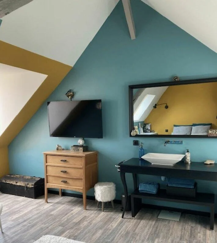 A Narrow Home in France - €159,000