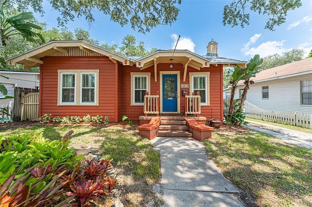 A 1920's Bungalow in Tampa - $415,000