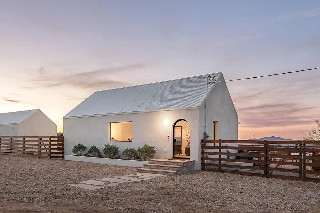 5 Acres in Landers, CA - $697,500