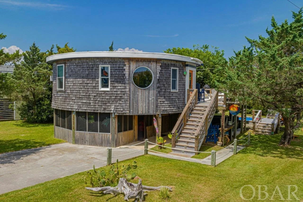 A Round House in Salvo, NC - $599,000