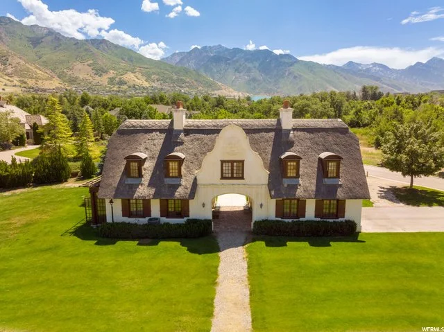 A Cape Dutch Style Cottage by David Easton - $4.5Mil
