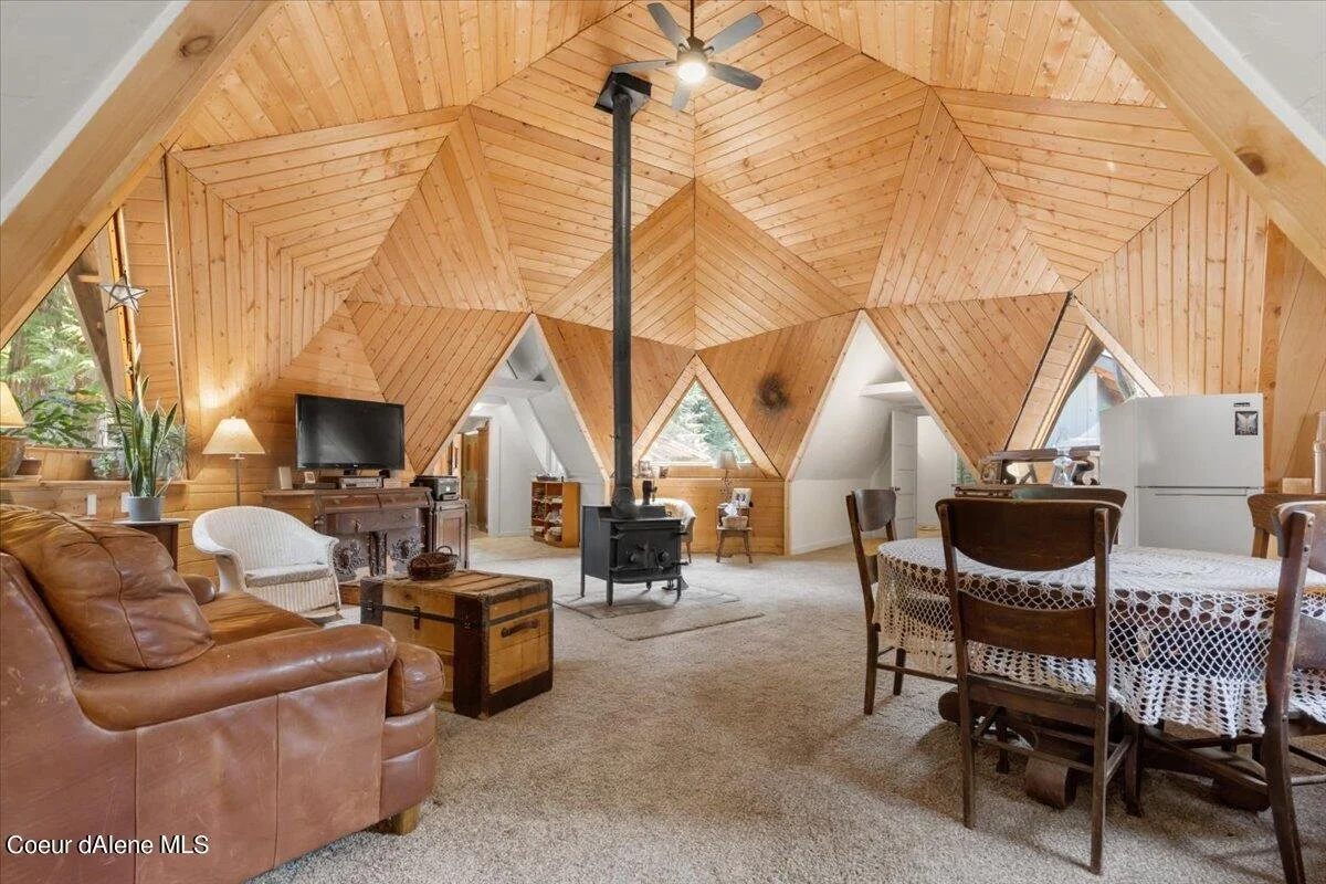 Off Grid on 5 Acres in Sandpoint, ID - $399,900