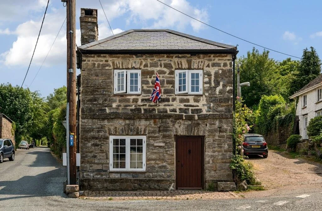 A Former Toll House in England - £200,000