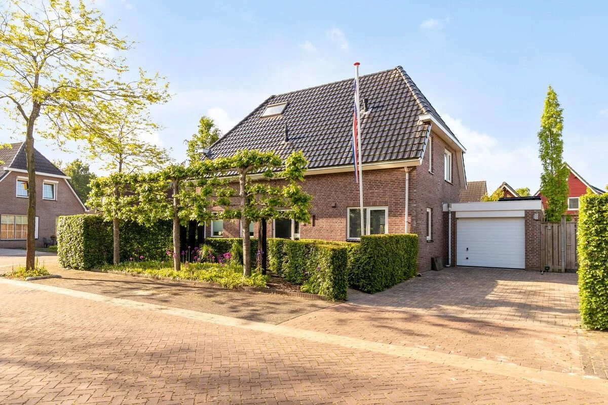 For the Green Thumbs - €589,000