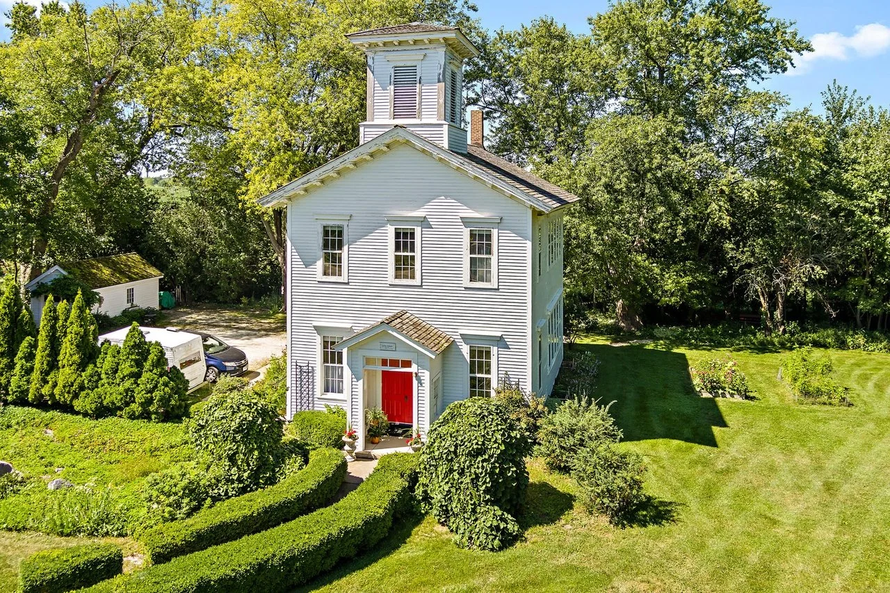 An 1871 Italianate in Lafox, IL -$599,900