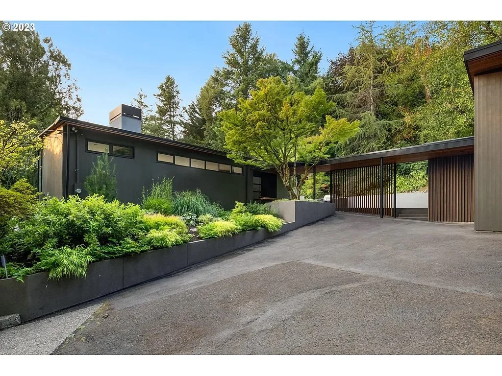 The 1947 Boomerang House - $1,859,000