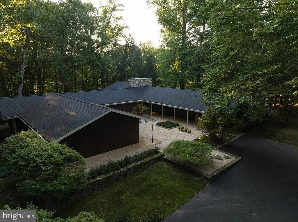 A Charles Richter Design in Baltimore - $999,770