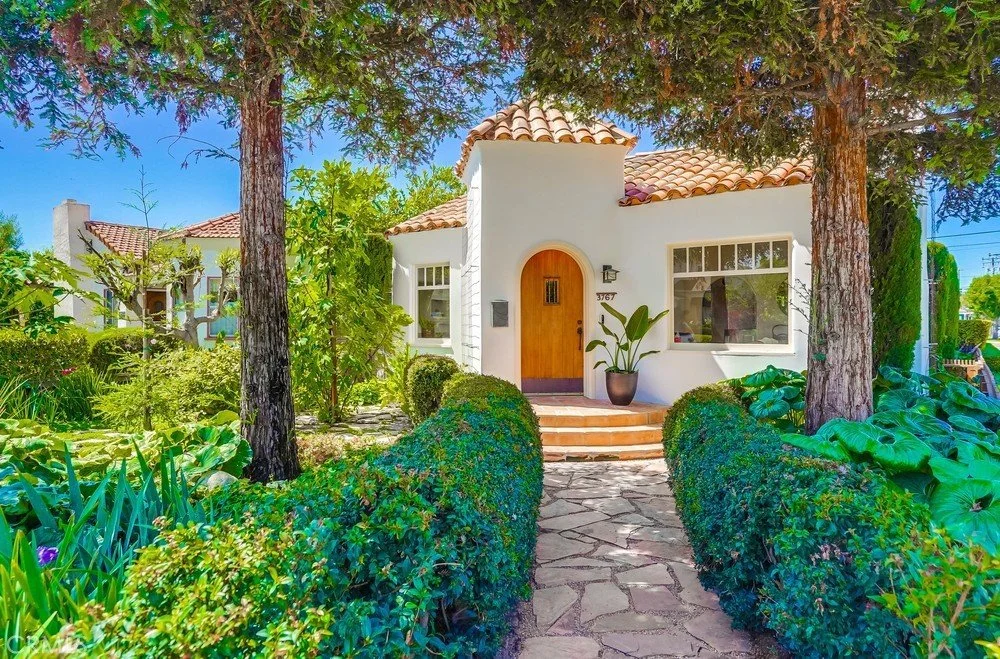 A Charming Home in Long Beach, CA - $989,000