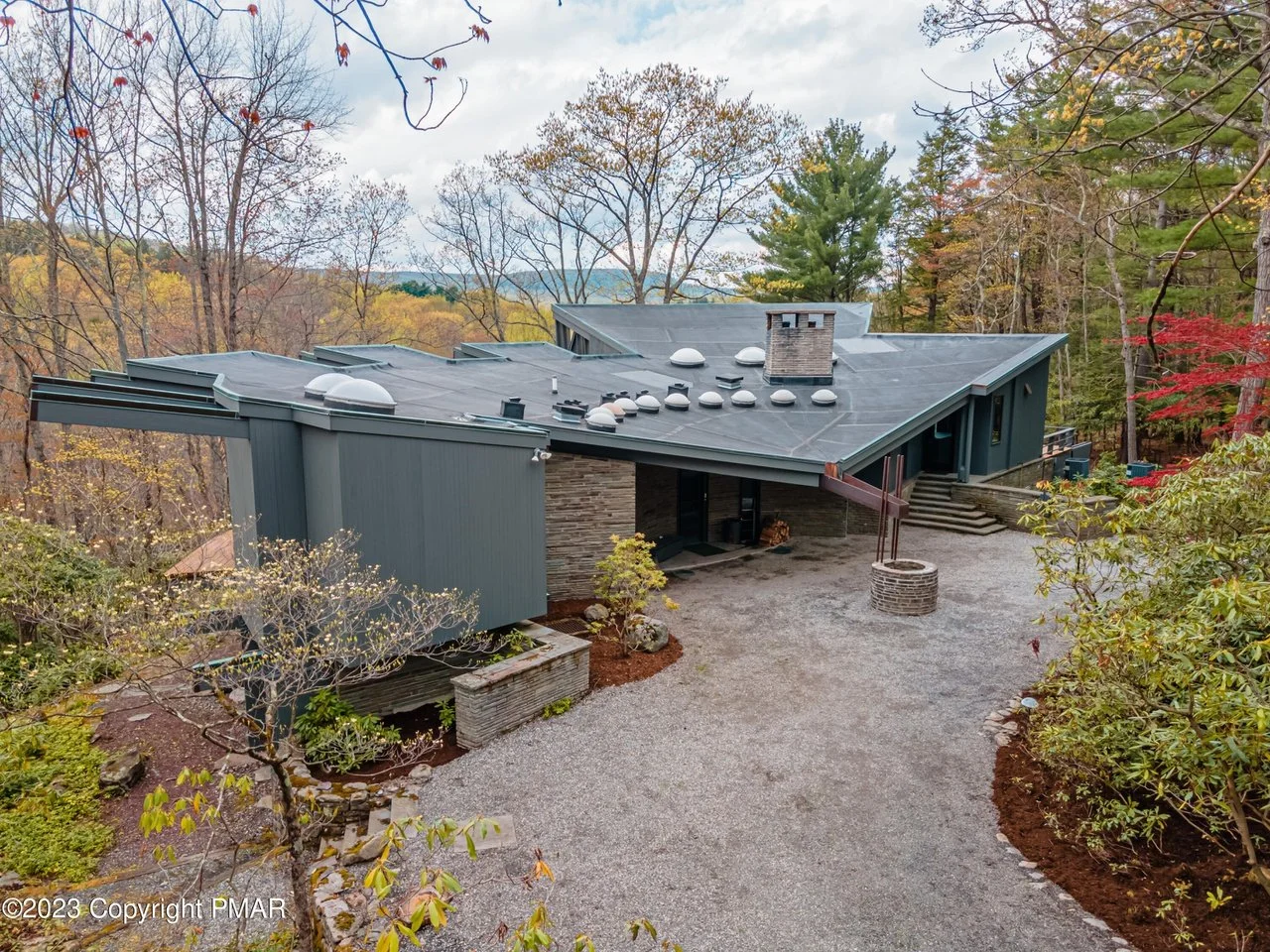 A John Michael Design on Over 4 Acres - $1.8Mil