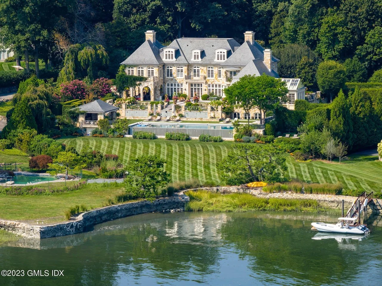 2 Acres in Greenwich, CT - $47.5Mil