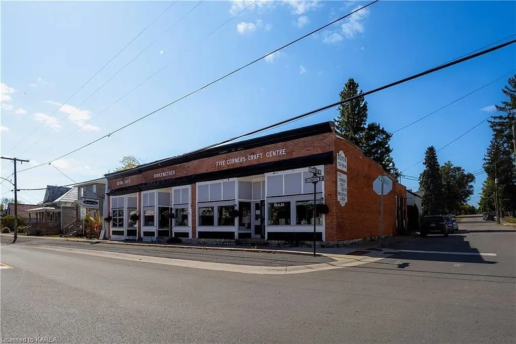 A Commercial Property in Stone Mills, ON - C$299,999