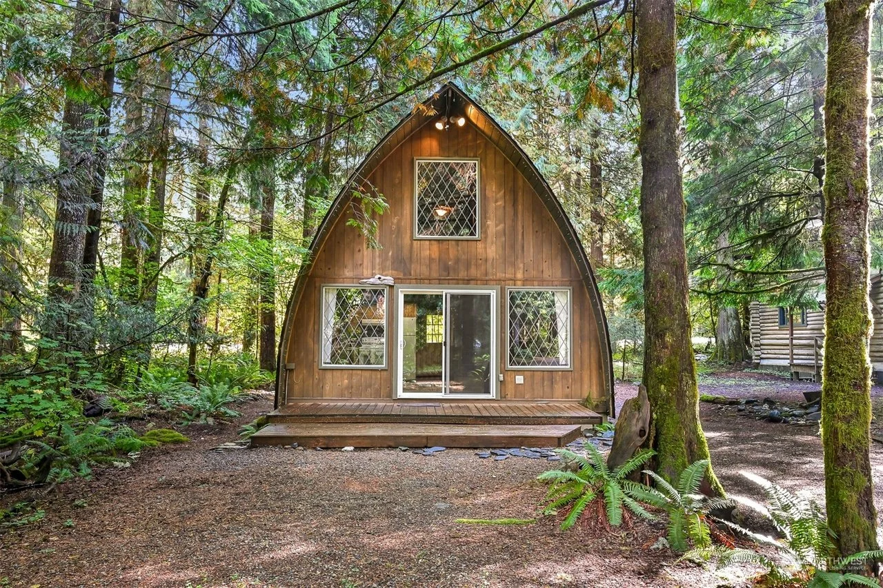 30 Minutes to Mount Baker Ski Resort  - $399,000