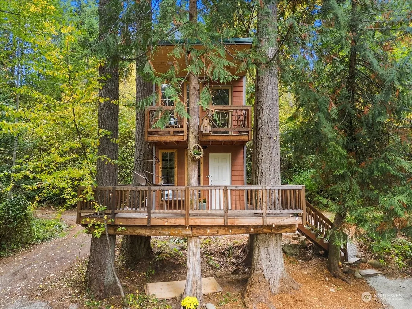 A Treehouse in Rainier, WA - $110,000