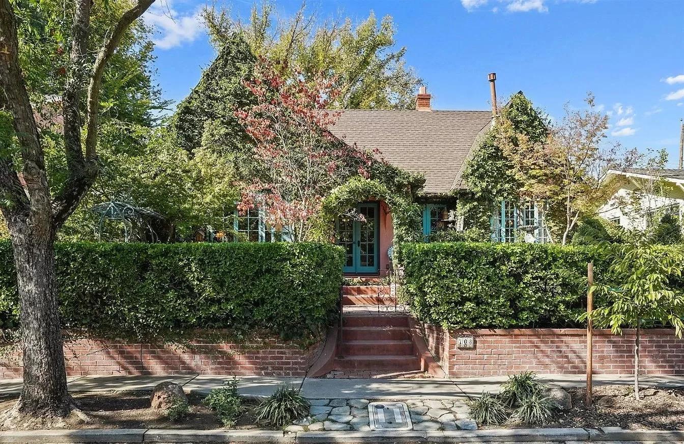 Cottagecore in Sacramento - $1,150,000