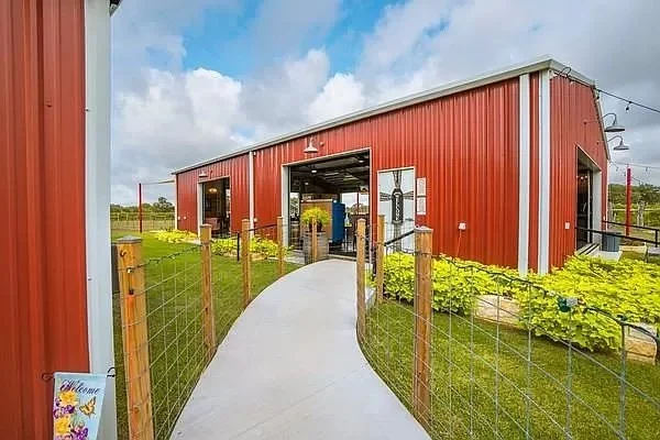 Duck Vineyard &amp; Winery - $1,985,000