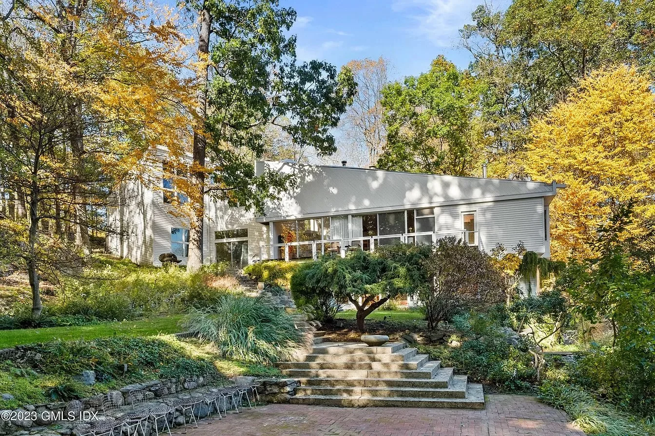 A Norman Hoberman Design on 5.5 Acres - $2,250,000