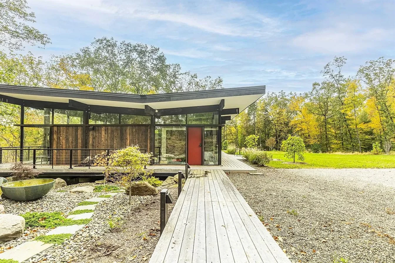 21 Acres in Red Hook, NY - $1,425,000