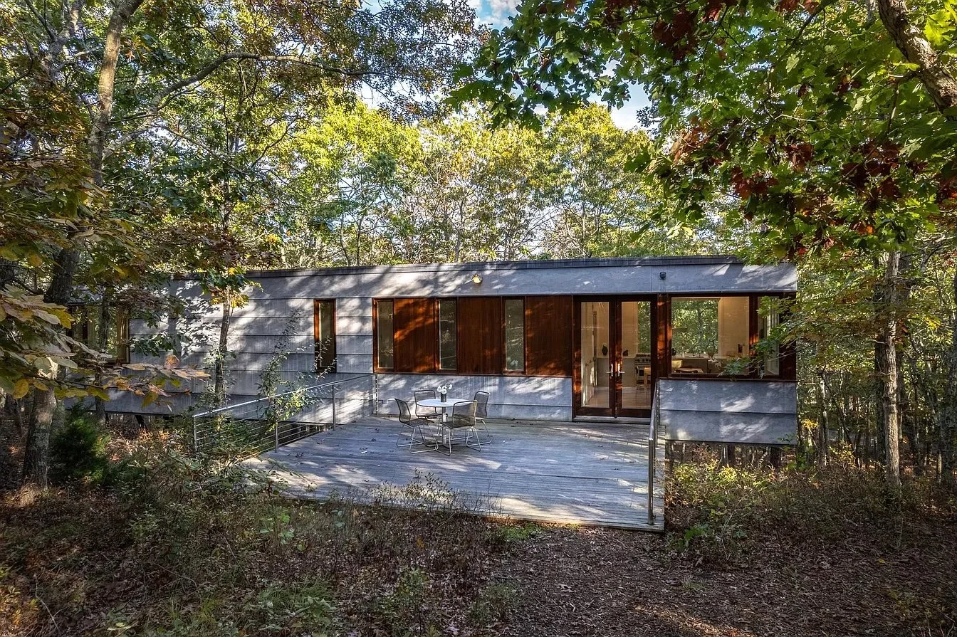 "The Modern Treehouse" by 1100 Architect - $2,395,000