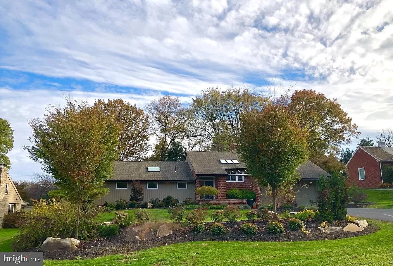 Lancaster, PA - $485,000