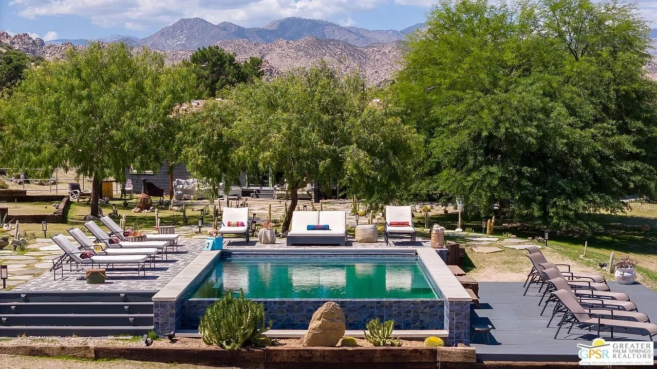 2.5 Acres in Pioneertown, CA - $1,395,000