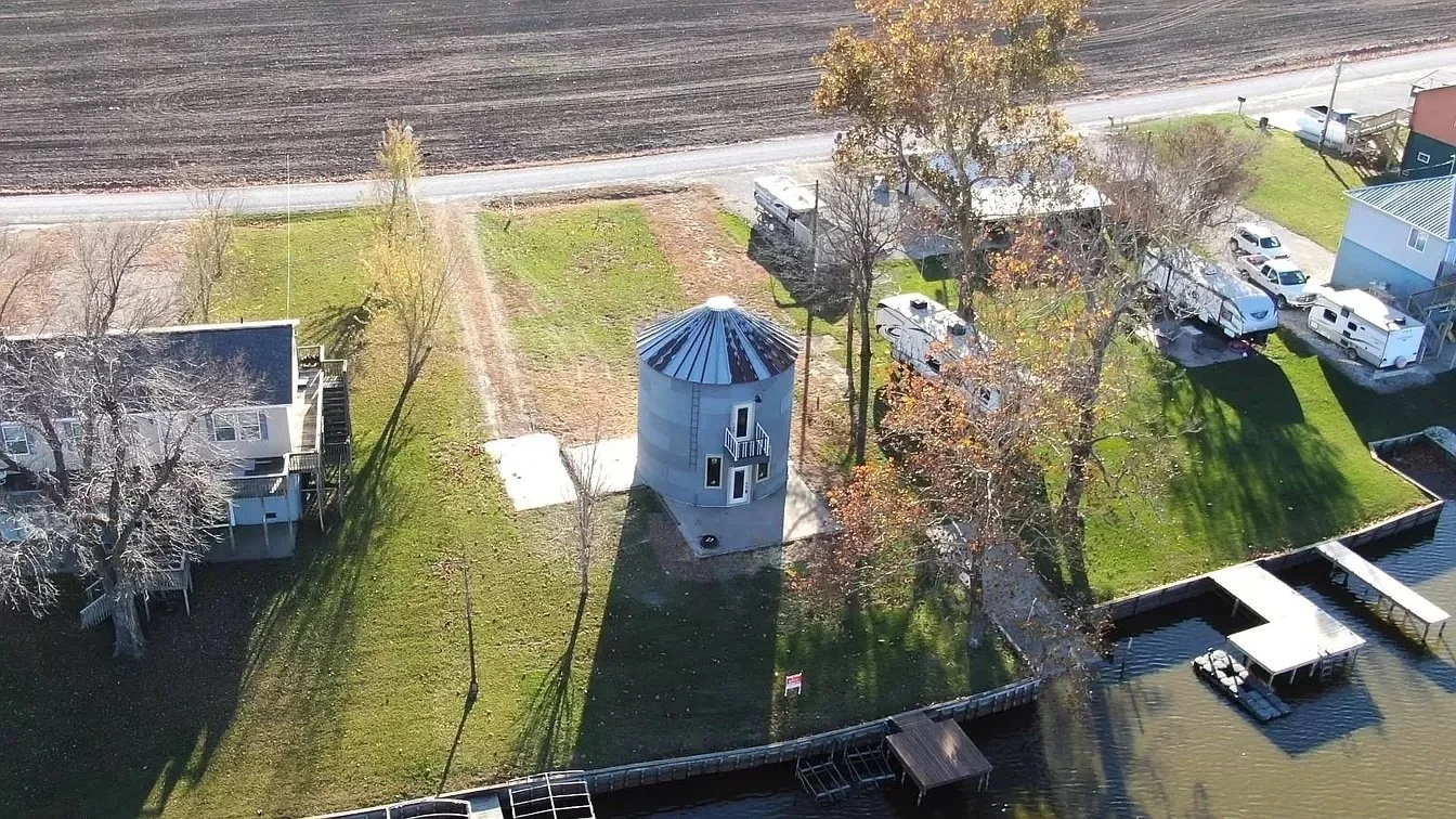 A Converted Grain Bin in Craig, MO - $225,000