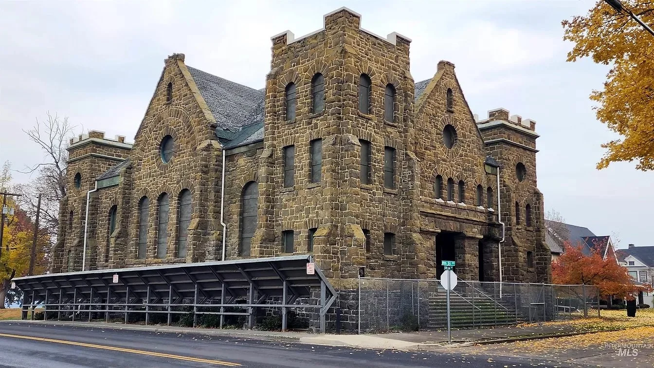 A Church in Lewiston, ID - $125,000