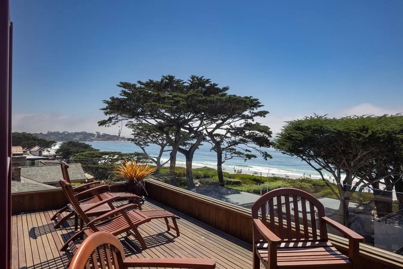 A John Thodos Design in Carmel By The Sea - $9Mil