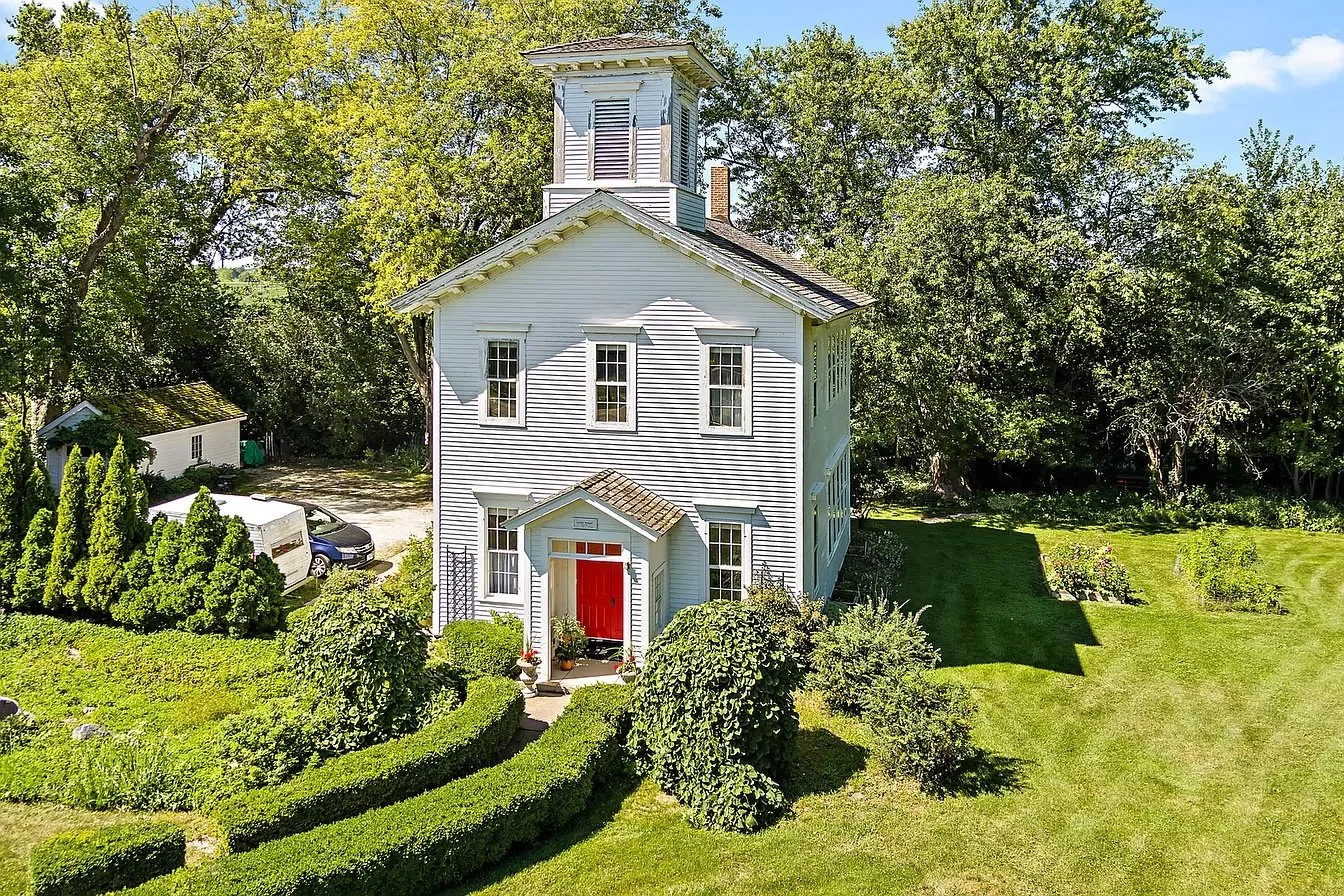 (Price Drop) The La Fox Schoolhouse - $584,900