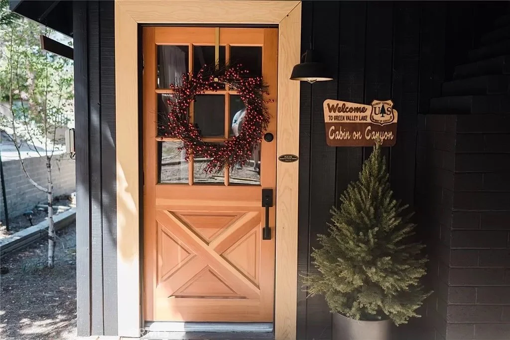 A Cabin in Green Valley Lake, CA - $355,000