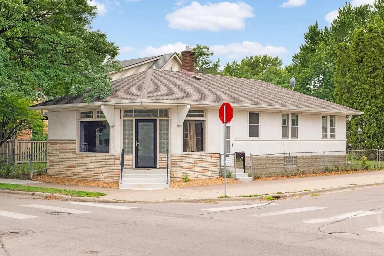 Mixed Use in Minneapolis - $275,000