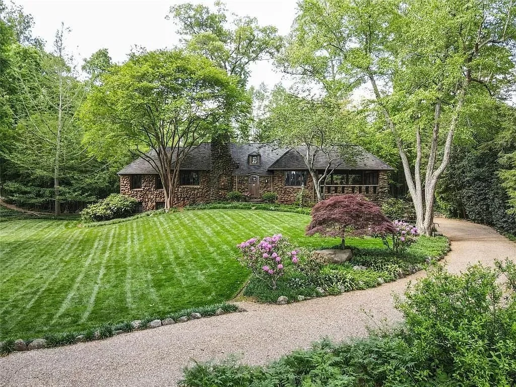 An Inviting Garden in Atlanta - $4,750,000