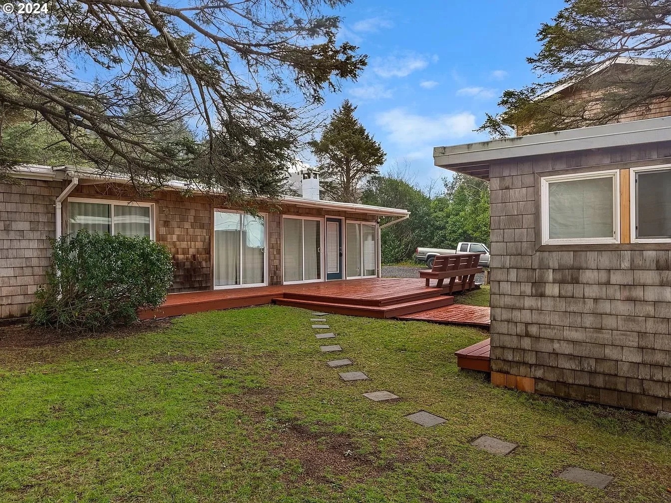 Life on the 101 - $519,000