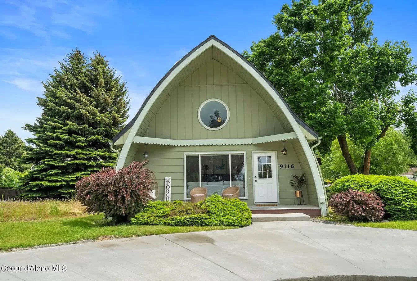 A Duplex in Hayden Lake, ID - $597,000