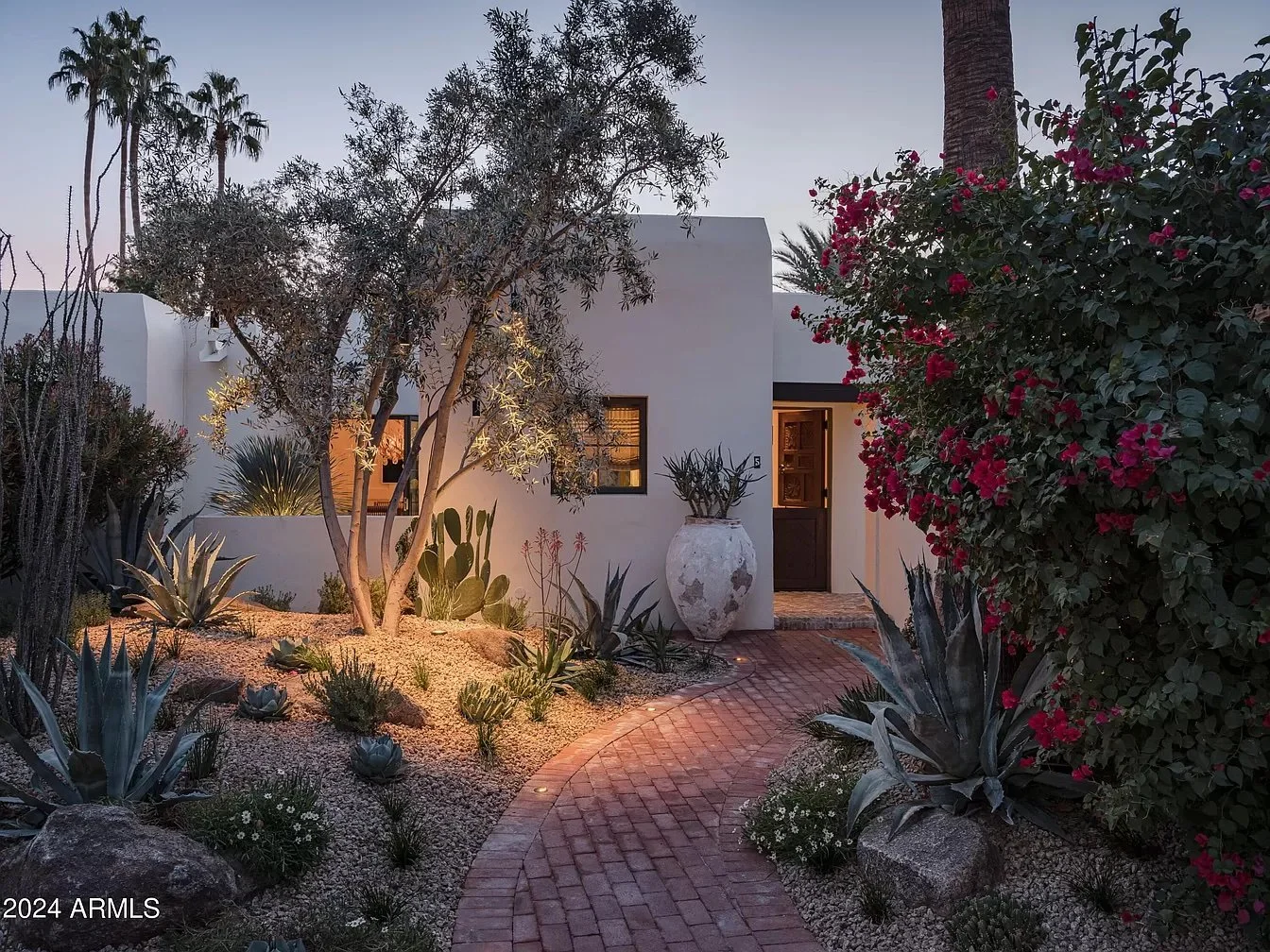 A Serene Setting in AZ - $1,575,000