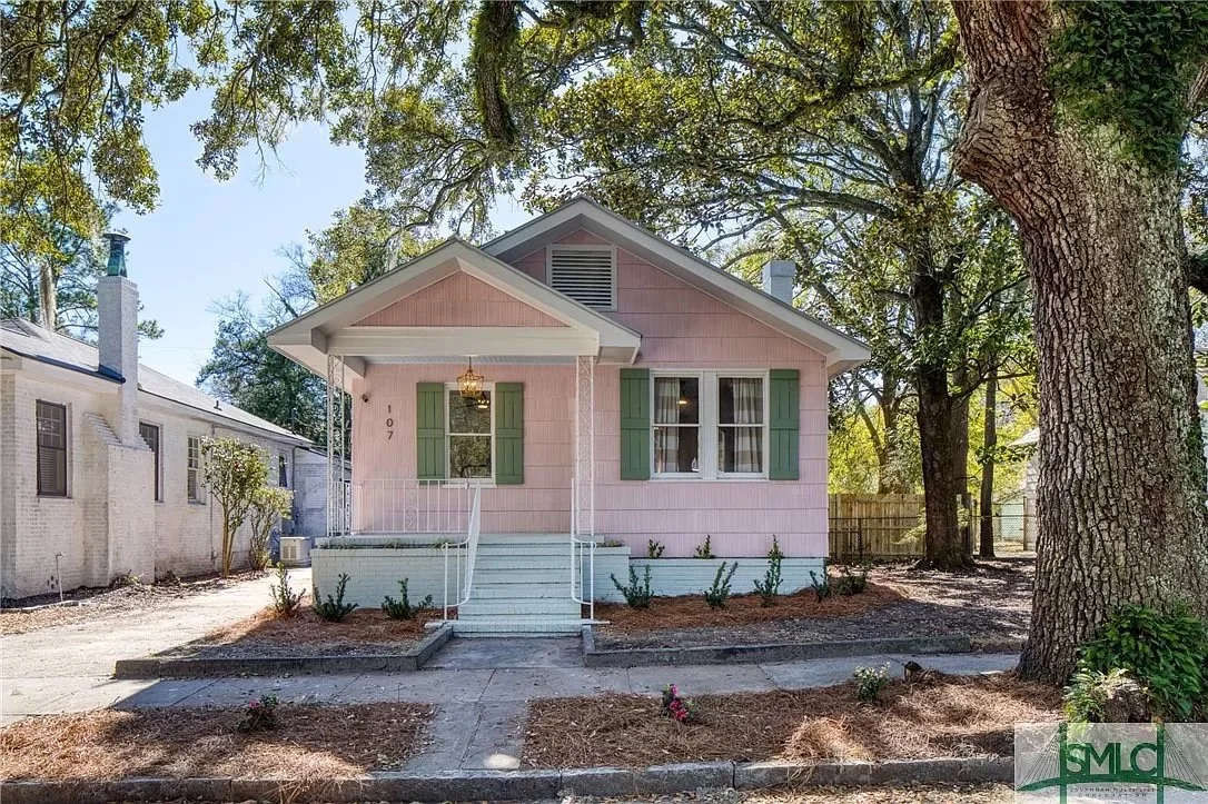 A Bungalow in Savannah - $398,000