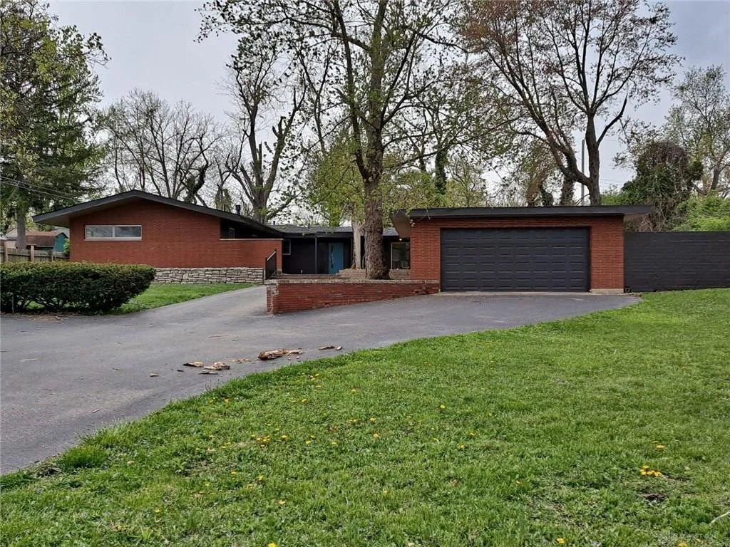 A Half Acre in Dayton, OH - $267,900
