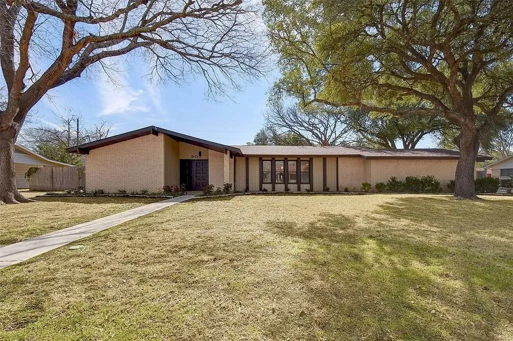 A 1960's Midcentury Ranch - $449,000