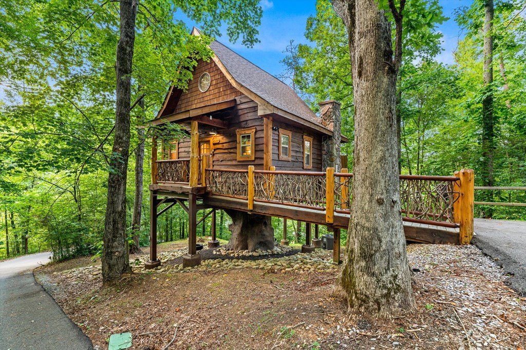 A Treehouse in Sevierville, TN -  $675,000