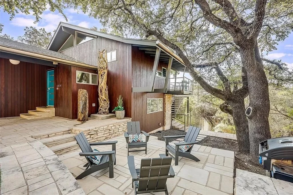 A Treetop Oasis in Lago Vista, TX - $999,999