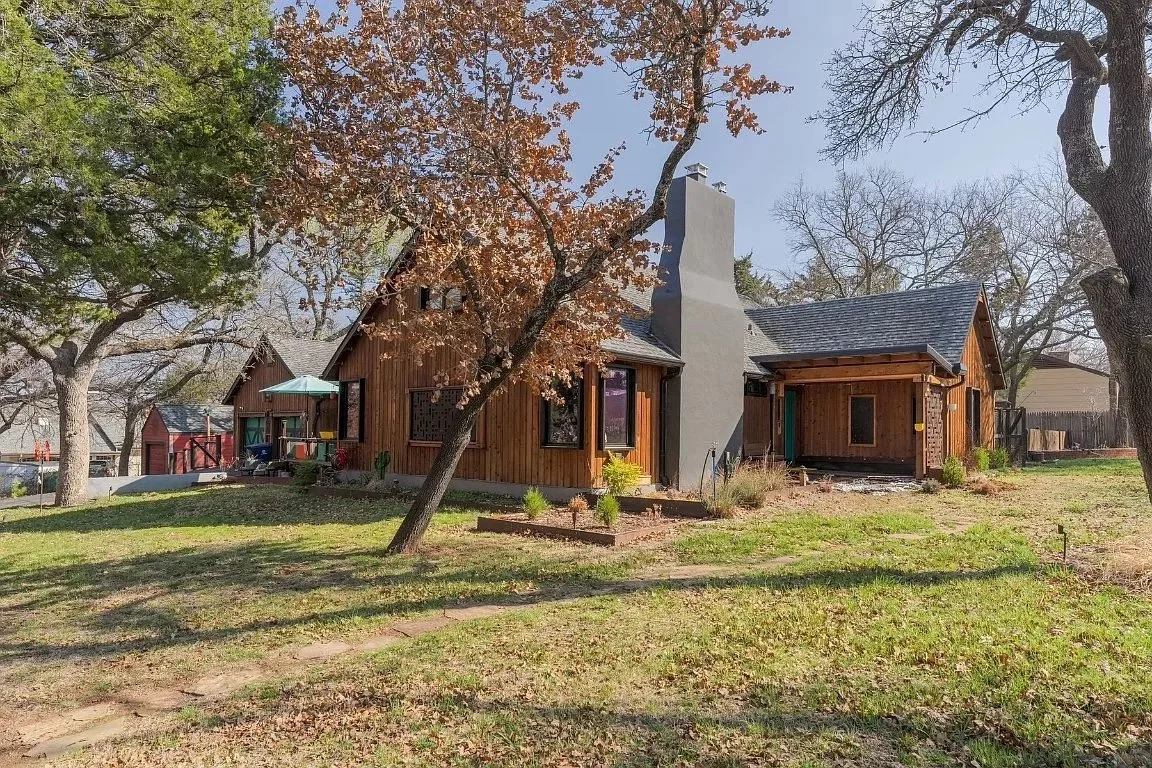 Over Half an Acre in OKC - $525,000