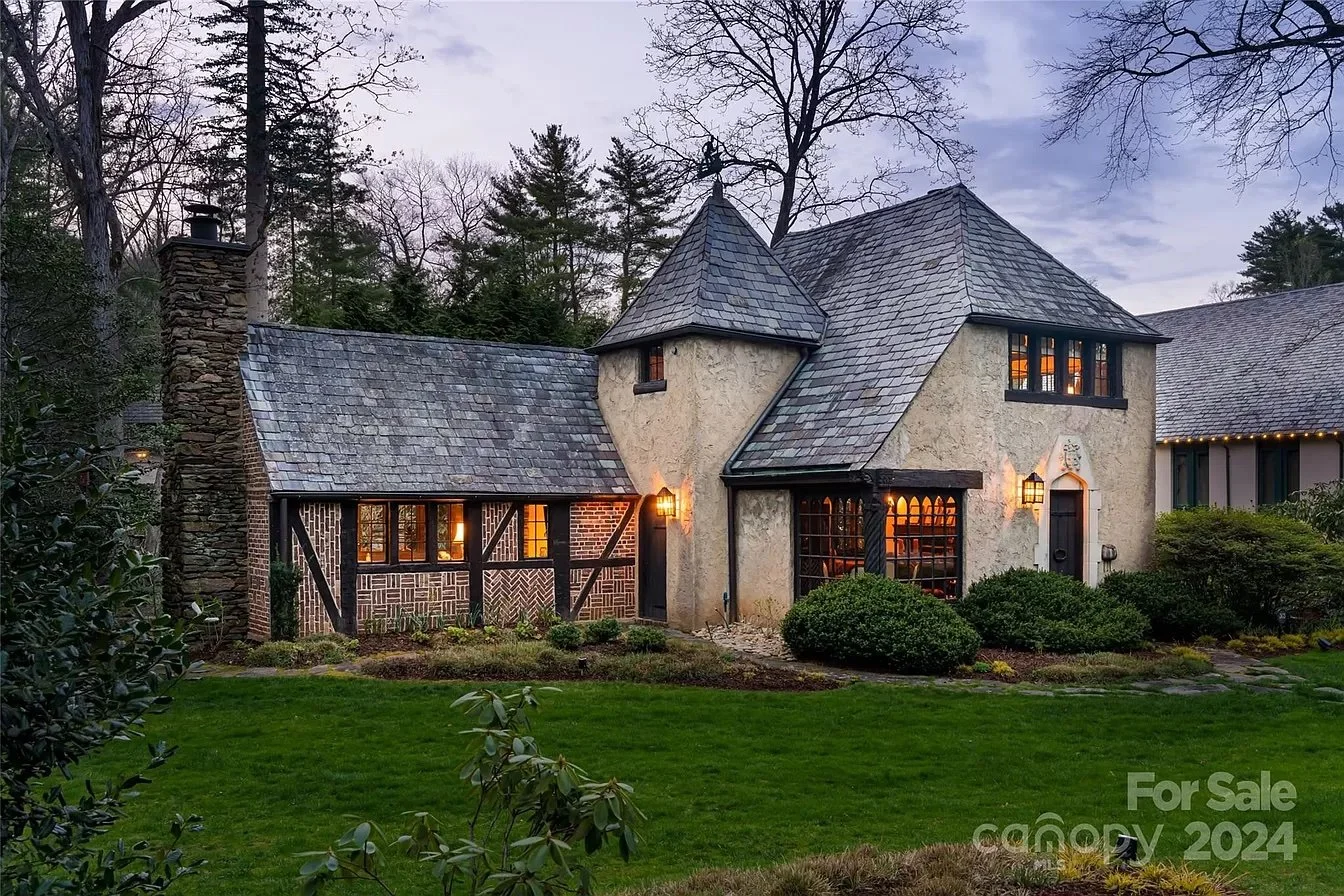  The Silversmith Cottage - $1,400,000